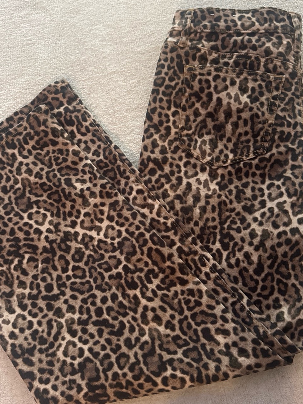 LOFT Peitite Leopard Jeans - Never Worn